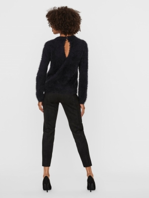 VMPOILU LS KEYHOLE O-NECK BLOU Black