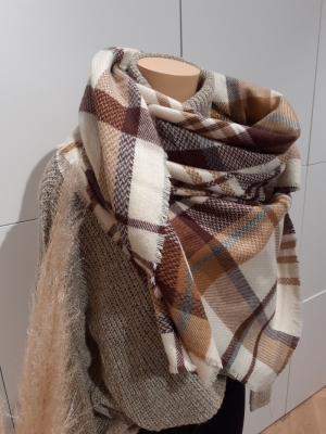 PCREGGIE SQUARE SCARF Natural