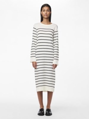 PCJOY LS O-NECK KNIT MIDI DRES Cloud Dancer/BL